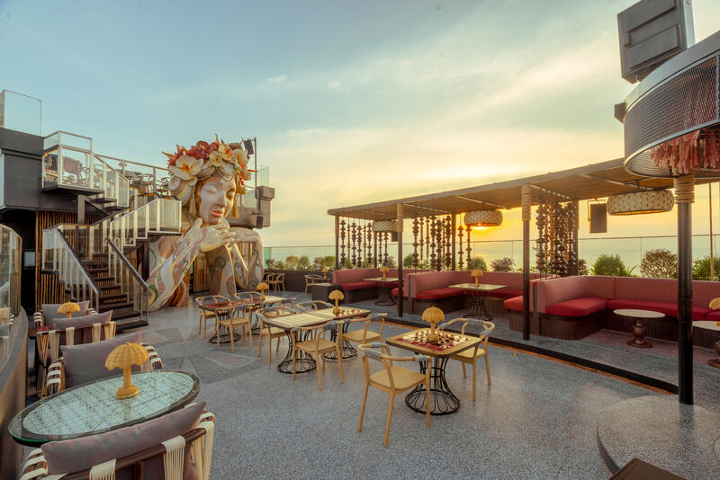 ZAMĀ Skybar