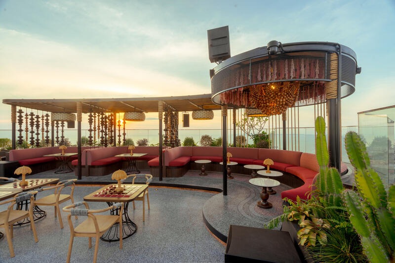 ZAMĀ Skybar