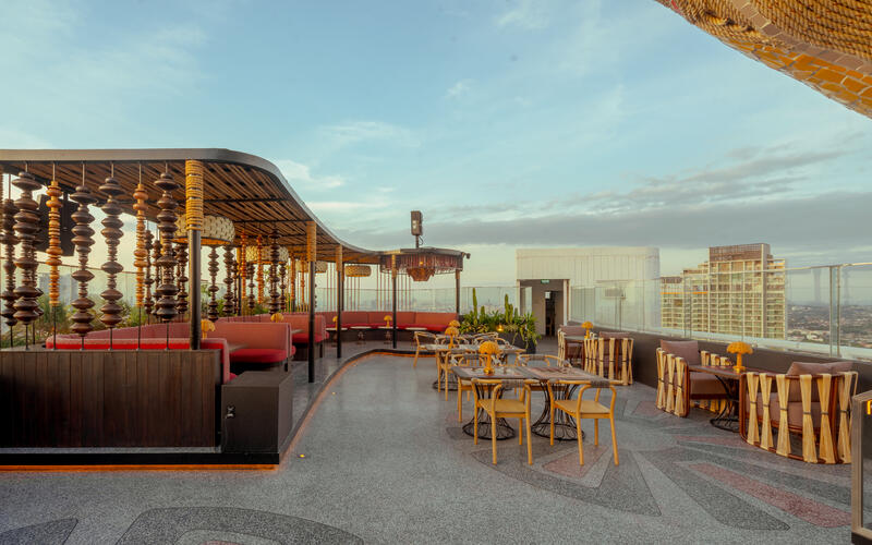 ZAMĀ Skybar