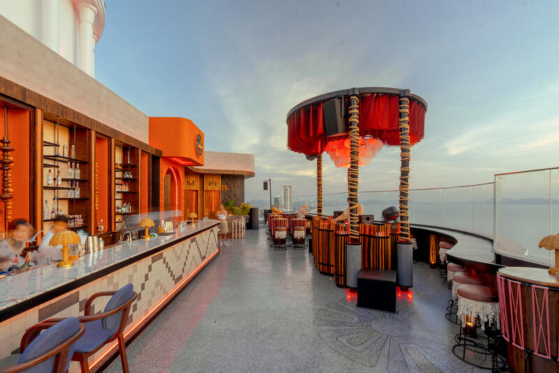 ZAMĀ Skybar
